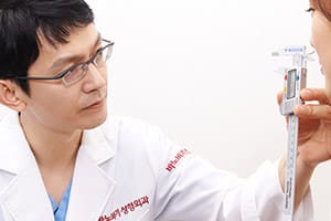 전문의의 면밀한 상담